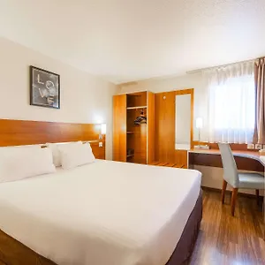 Otel Comfort Aeroport Lyon St Exupery