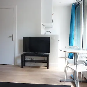 Apartament Eiffel Grenelle, Paryż